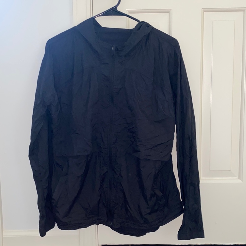 Lululemon light windbreaker